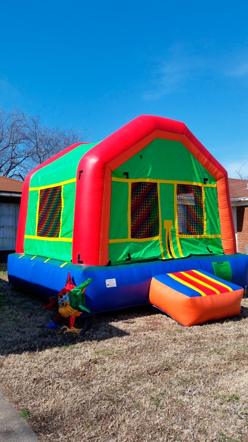 inflatable bounce house rental in Tulsa